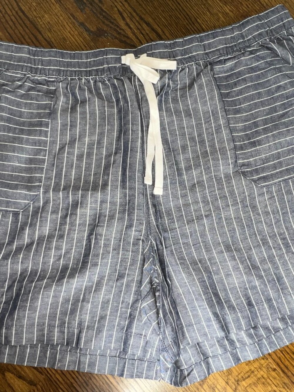 Lane Bryant Women's Size 26 28 Shorts Drawstring Blue Stripe Elastic